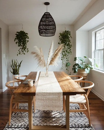 5 Tips for Choosing the Perfect Wood Dining Table for Your Airbnb: A Guide to Dining Room Furniture