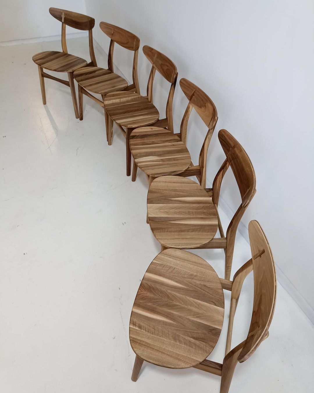 Eva Walnut Dining Chair | S10Home