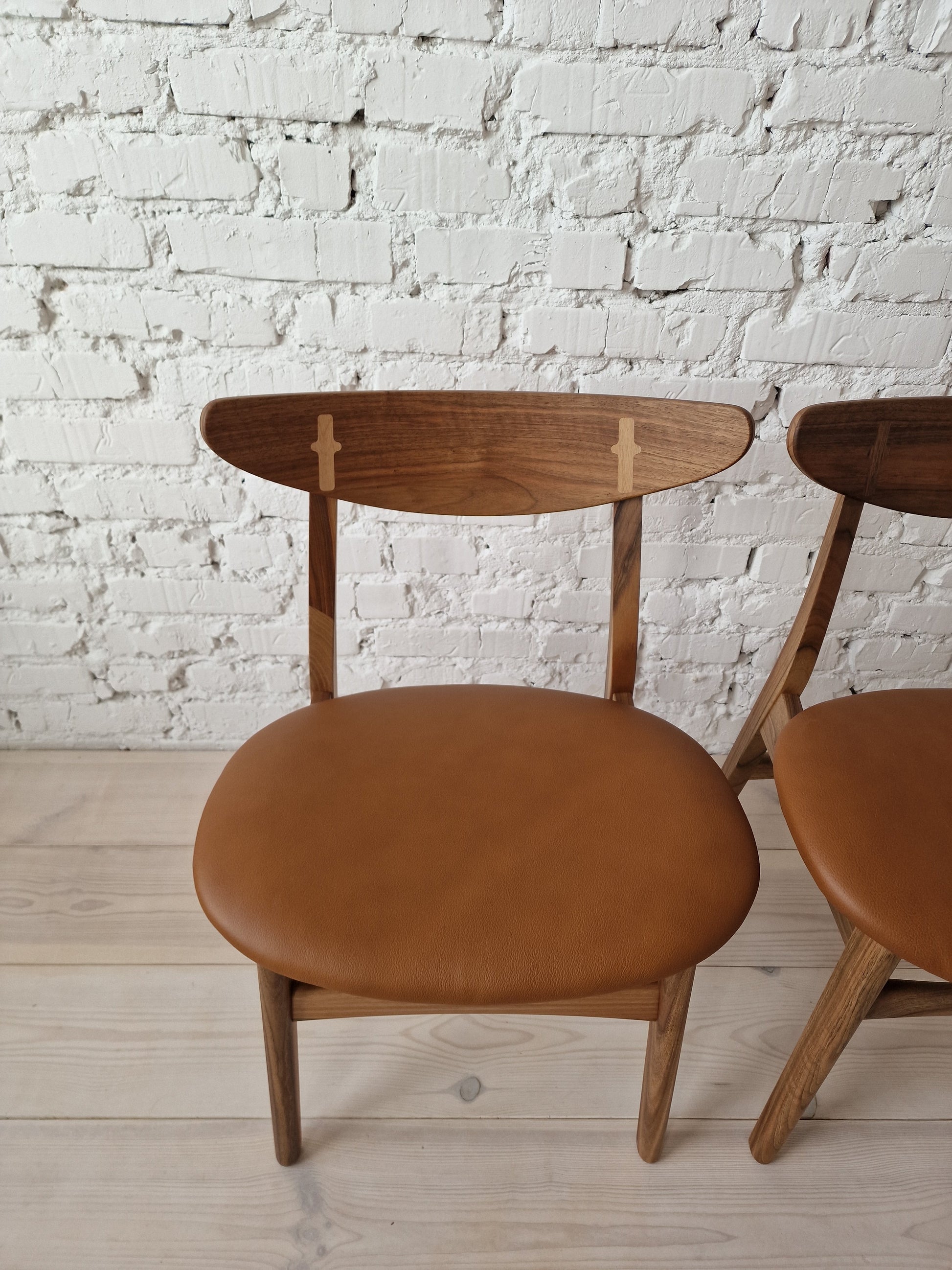 Eva Walnut Dining Chair | S10Home