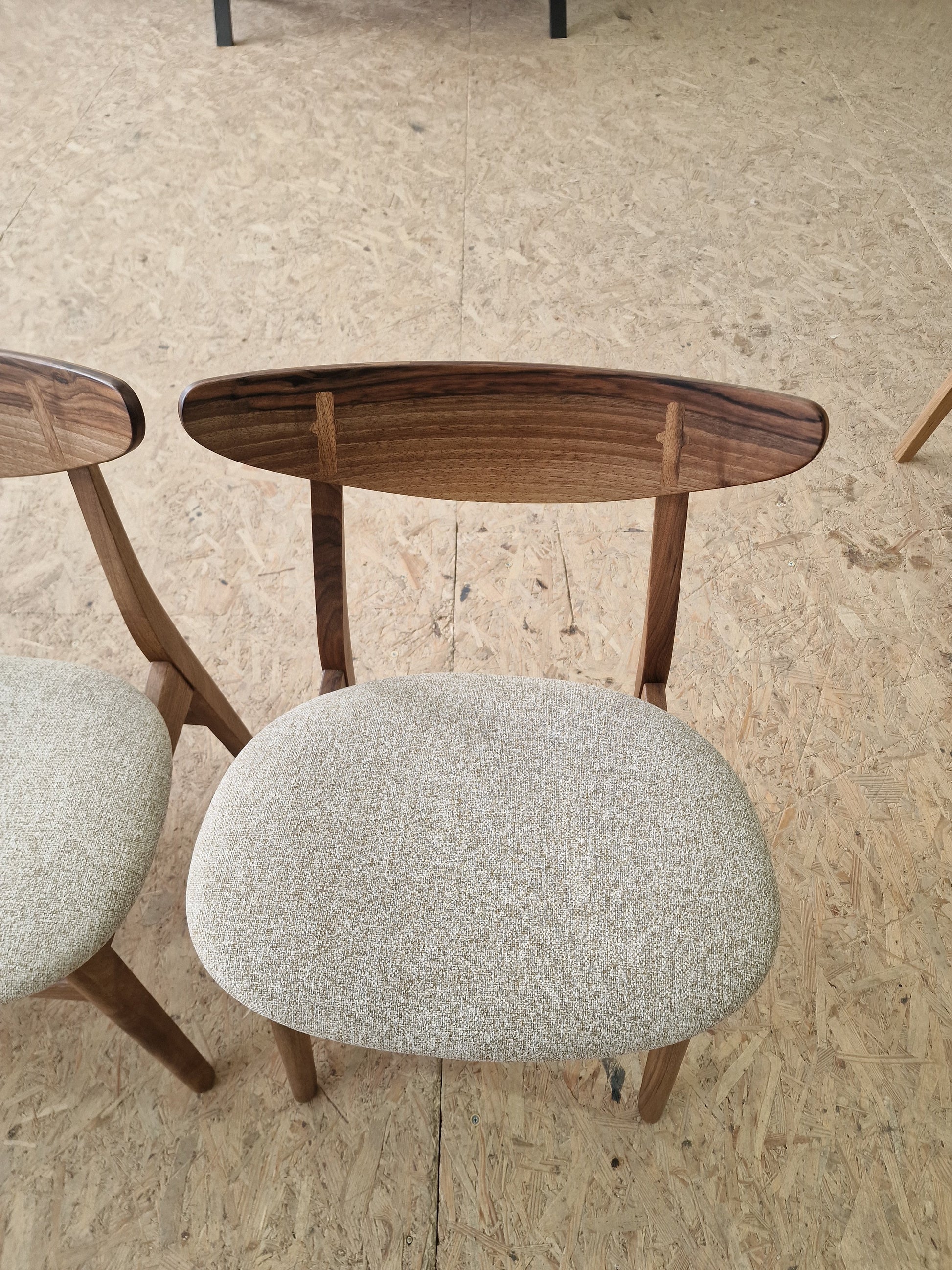 Eva Walnut Dining Chair | S10Home