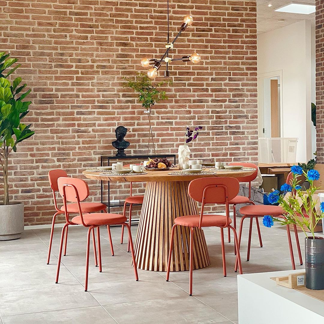 Vivien Round Dining Table Extendable in Solid Oak | S10Home