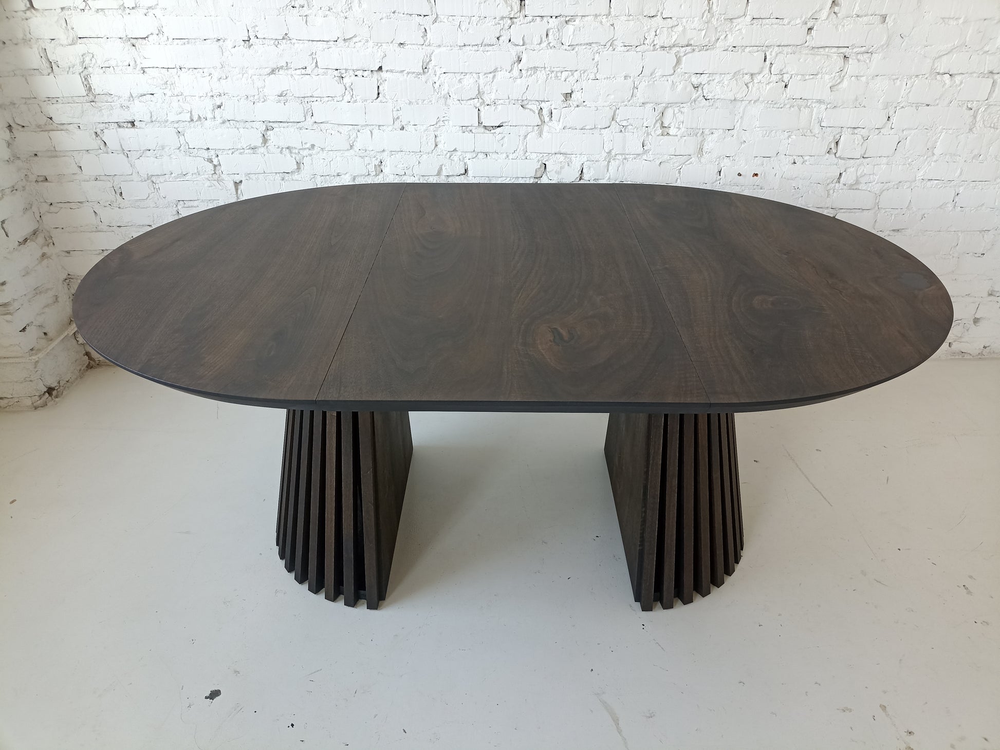 round walnut table
