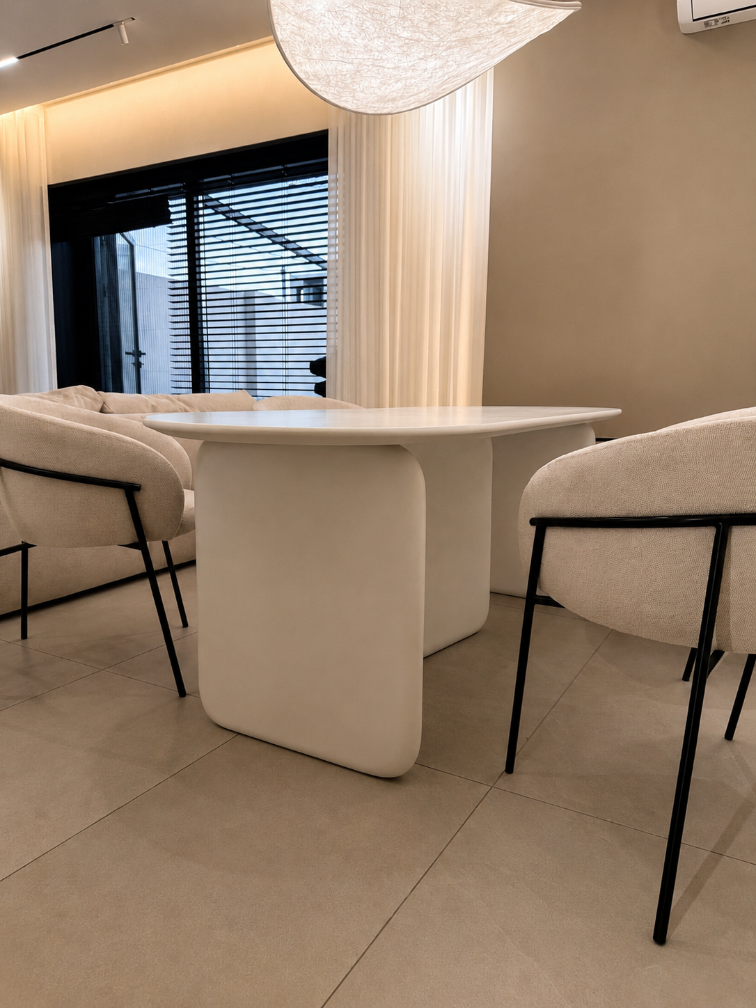 Miro Cement Esstisch 